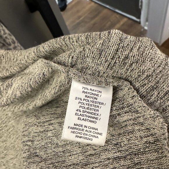 Cozy Leopard Print Flowy Style Cardigan - Size 2X - Picture 4 of 5